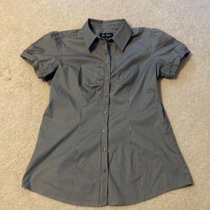 Junior”s button up short sleeved blouse